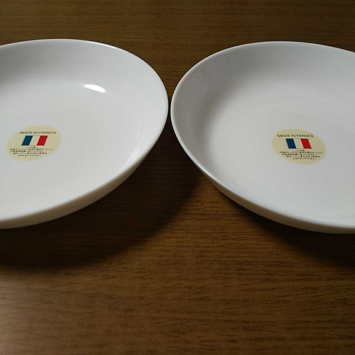【送料無料】ヤマザキ春のパン祭り山崎春のパンまつり 2004年白いフレンチディッシュ2枚セット 白い皿 カレー皿 パスタ皿の画像2