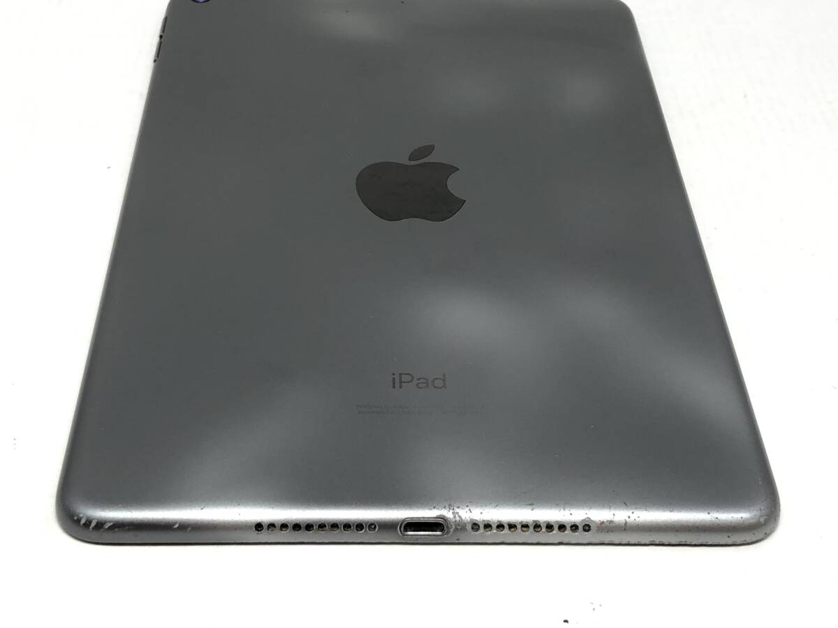 ■50 Apple iPad mini アップル アイパッドミニ 第5世代 MUQW2J/A 64GB Wi-Fiモデル スペースグレイ A2133 タブレット【中古】_画像2