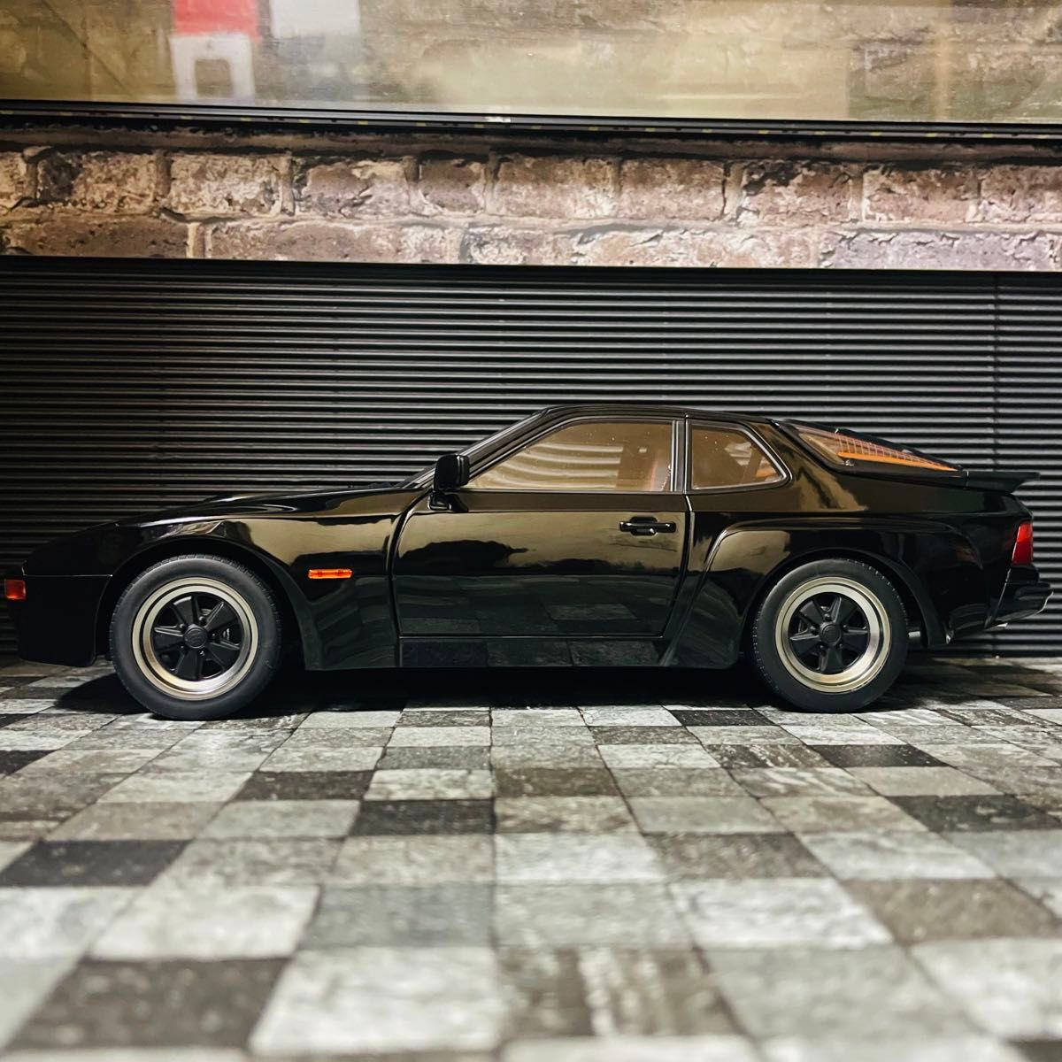 1/18 AUTOart ポルシェ 924 カレラ GT 1980|Yahoo!フリマ(旧 1/18 AUTOart ポルシェ 924 カレラ GT 1980|Yahoo!フリマ(旧