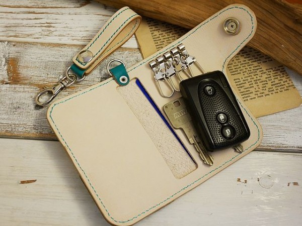  turquoise leather key case cow cow leather key holder attaching smart key card with pocket tongue low × blue 