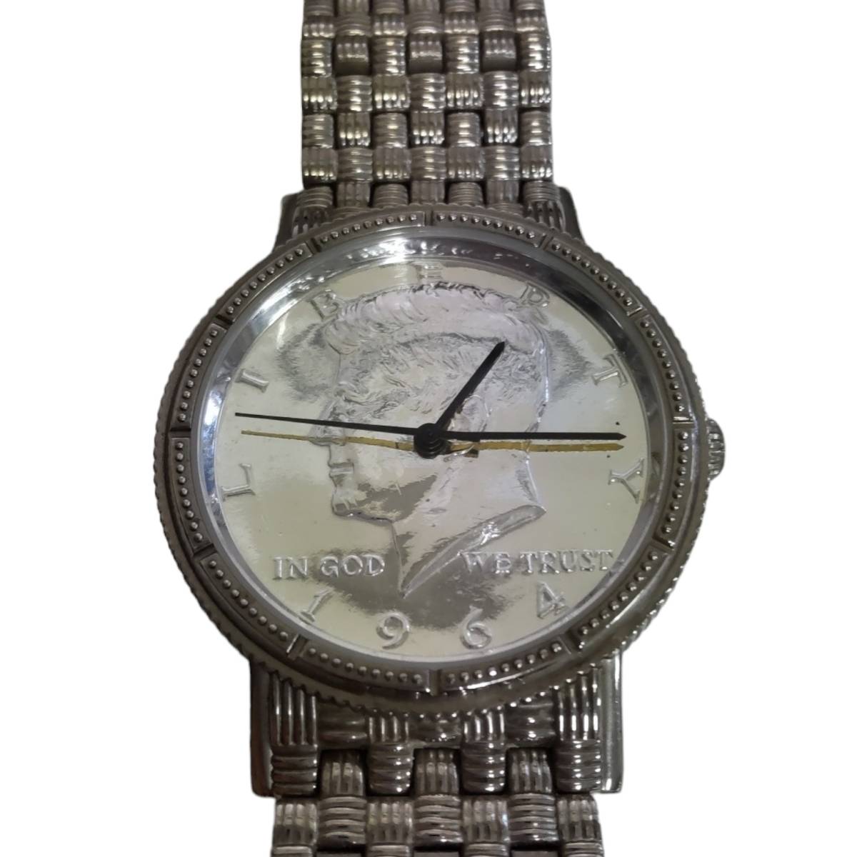 【中古品】KENNEDY SILVER Coin Watch ケネディ シルバー コイン ウォッチ クォーツ 腕時計 メンズ時計 本体のみ L59208RDの画像1