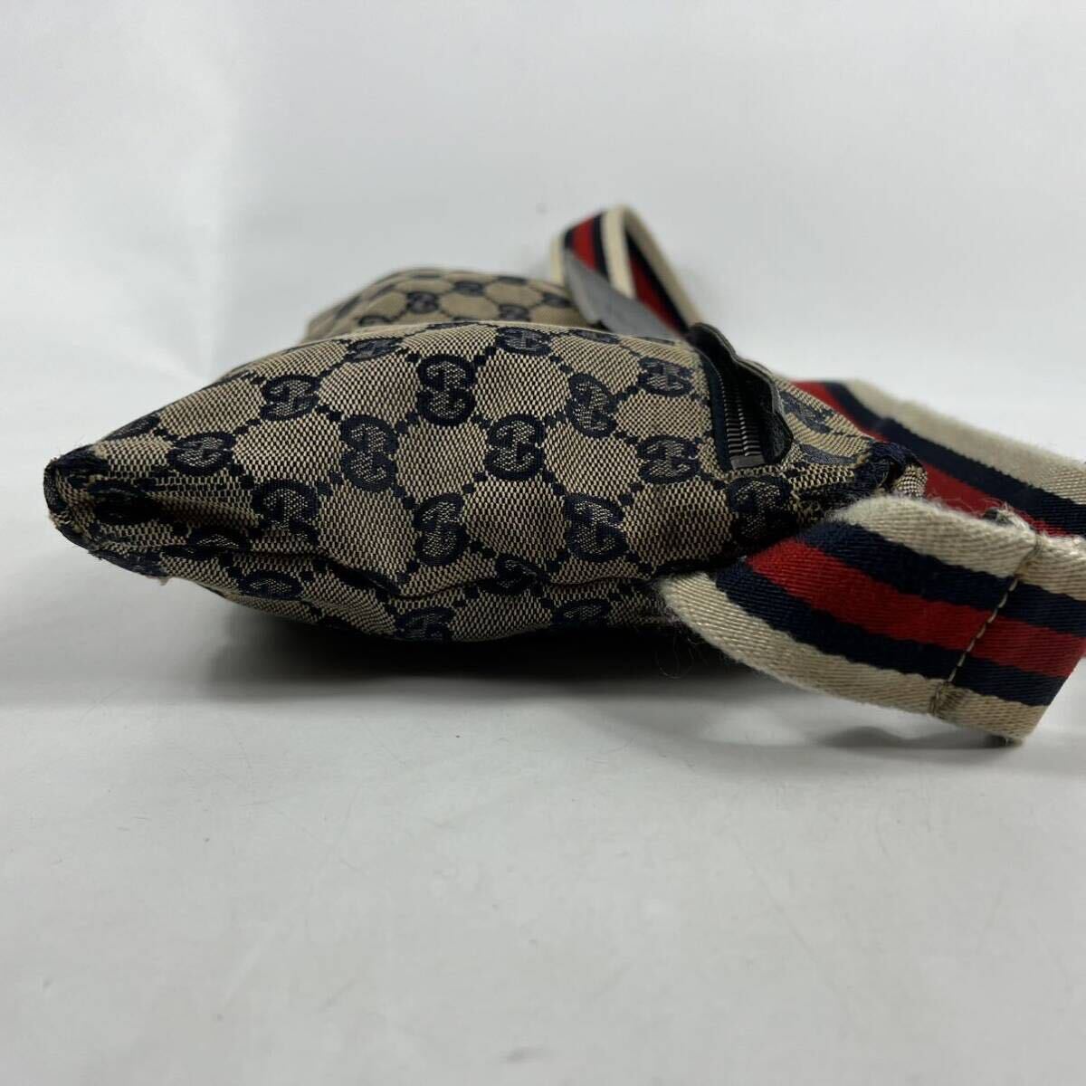 1円【入手困難品】 GUCCI グッチ シェリーライン ボディバッグ ウエストポーチ ショルダーバッグ ベルト GG キャンバス 斜め掛け ネイビー_画像4