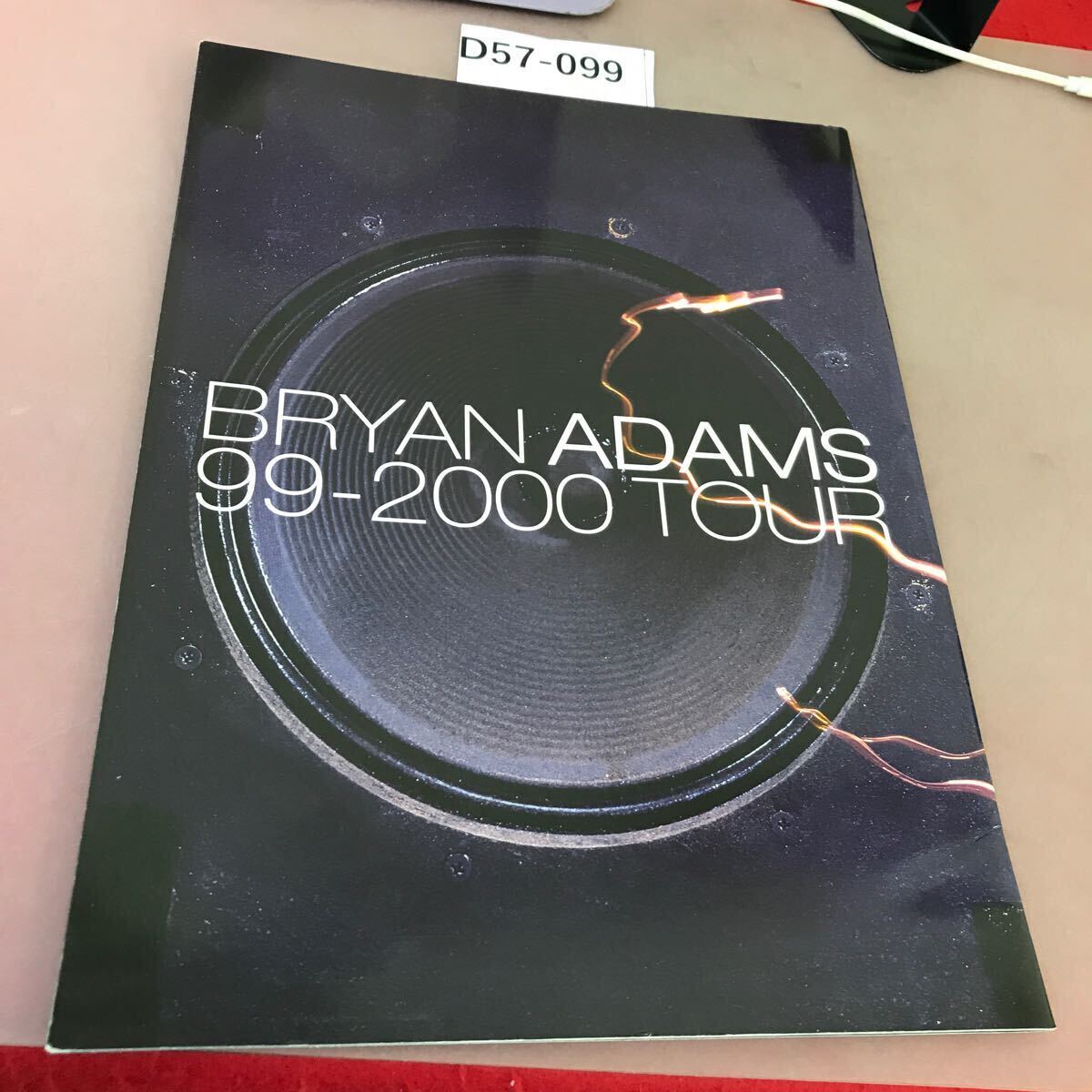 D57-099 BRYAN ADAMS 99-2000TOUR_画像1