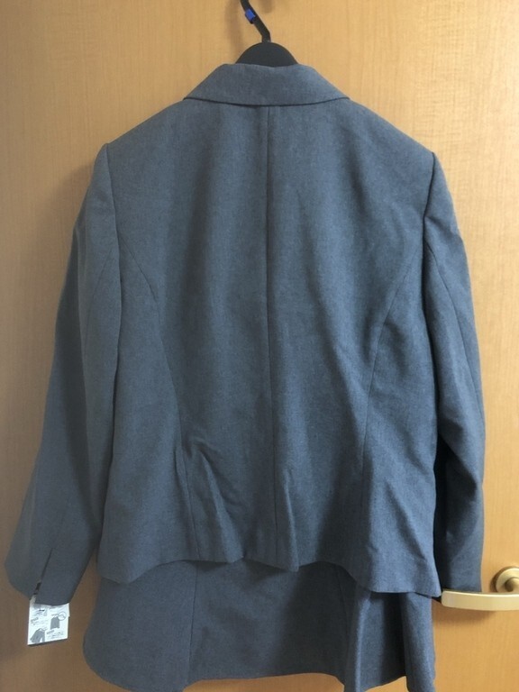 大きいサイズ　ニッセン　レディース　洗える ウォッシャブル スーツ　上下　19AR80　19号　グレー　制服事務服OL_画像2