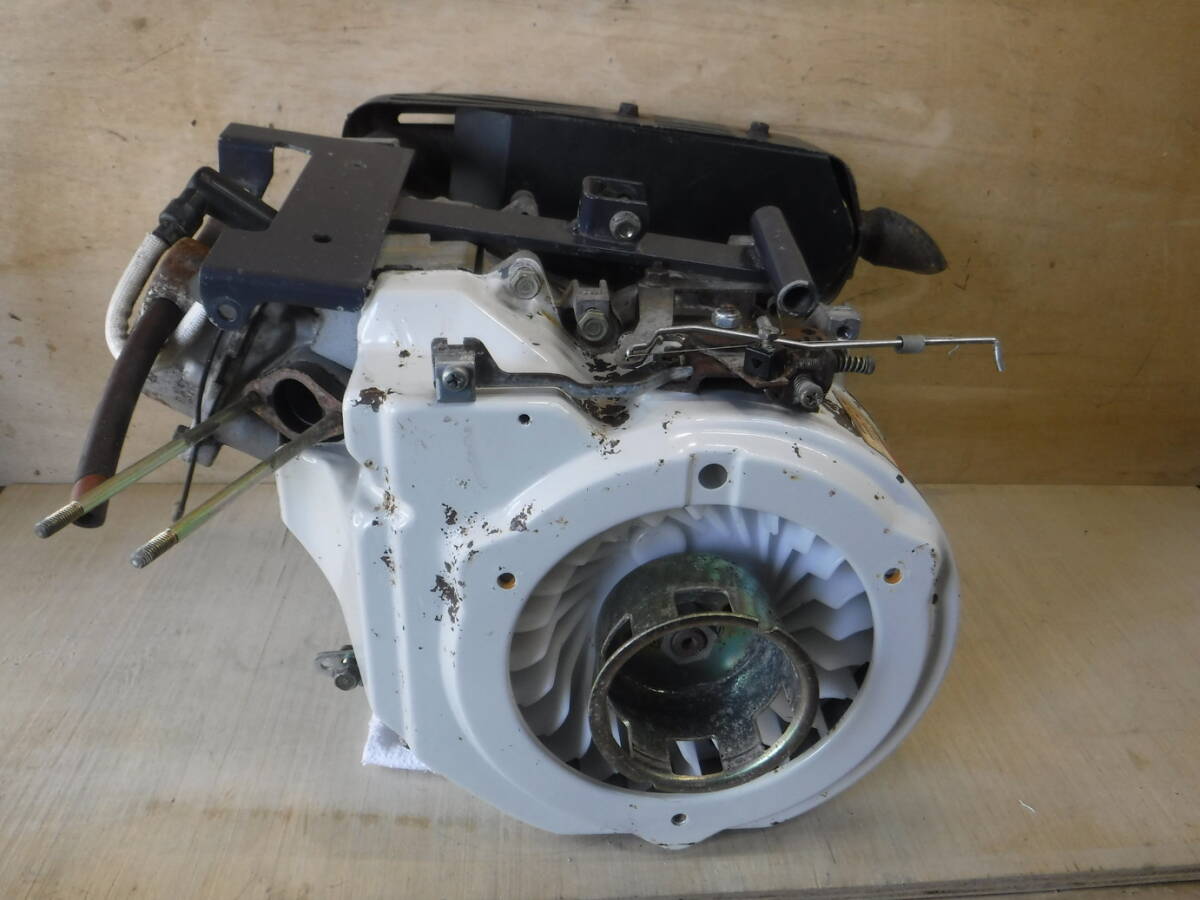 三菱 管理機 MM556 部品 GM182L エンジン部の画像1