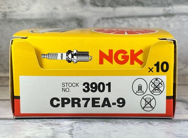 ＮＧＫ　ＣＰＲ７ＥＡー９　スズキ　アドレス１１０　ＣＥ４７Ａ　１５ー　適合　新品！_画像3