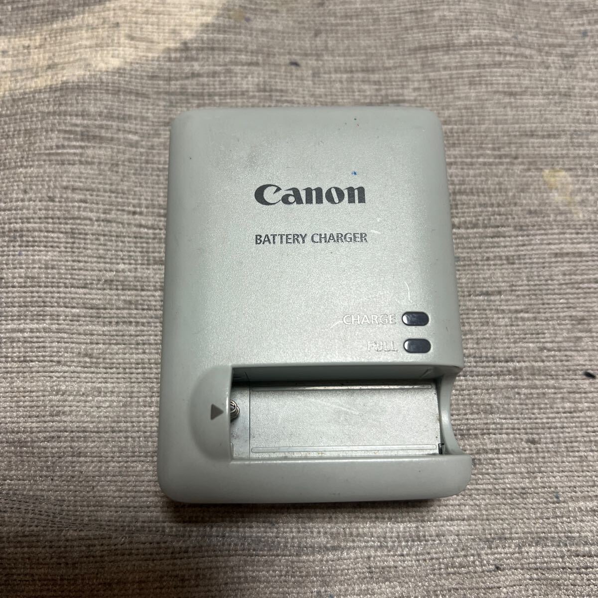 Canon キヤノン 純正 チャージャー CB-2LB 充電機 バッテリー充電器 バッテリーチャージャー 動作未確認の画像1