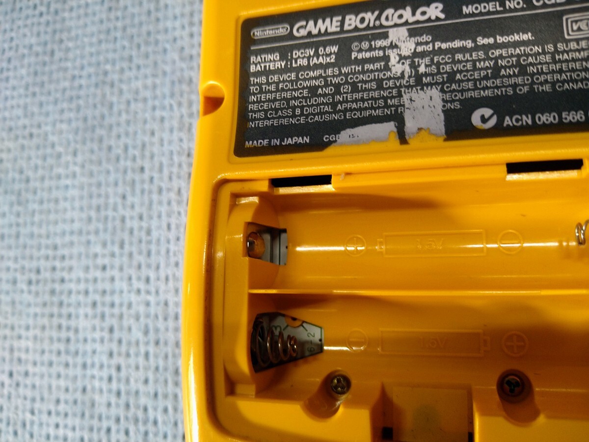 ゲームボーイカラー Nintendo GAMEBOY COLOR 任天堂 ゲームボーイ ニンテンドー GBC ポケットモンスター ポケモン ピカチュウの画像3