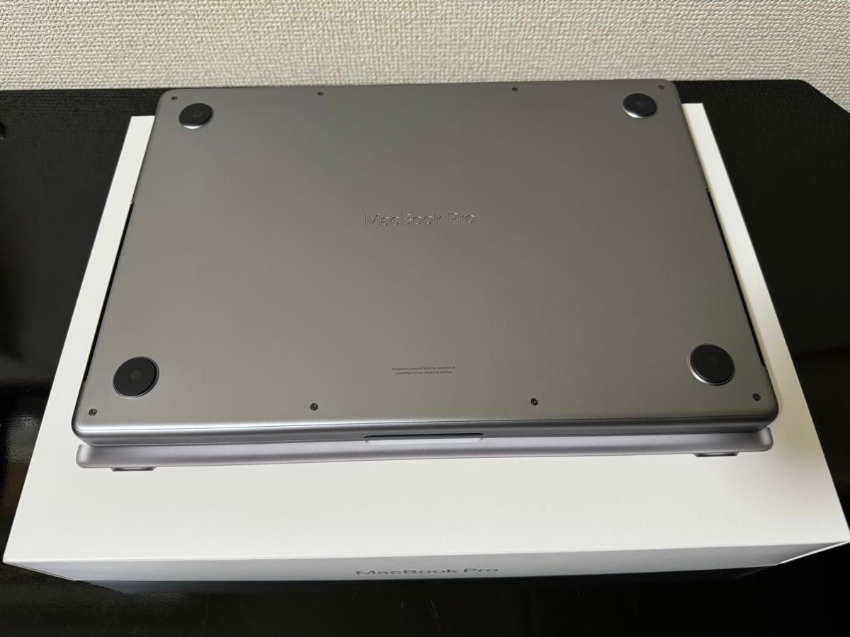 【ほぼ未使用】MacBook Pro 14インチ 2023 M2Pro 16GB/512GB スペースグレイー