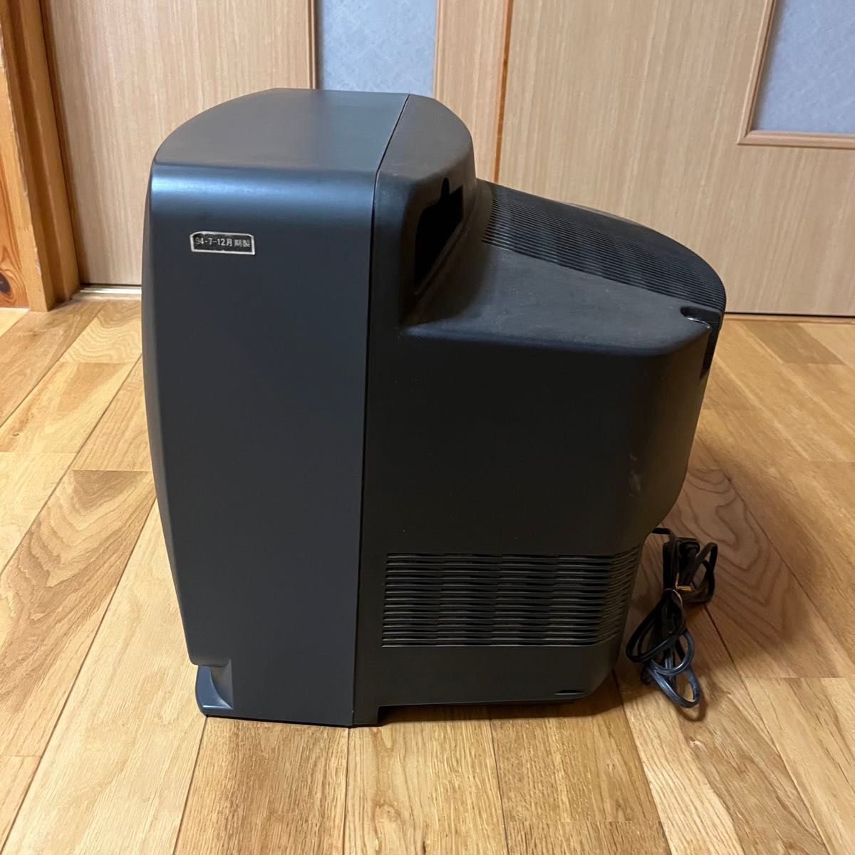 NEC カラーテレビジョン受信機 C-14R39型 IC・トランジスタ式 NEC カラーテレビジョン受信機 C-14R39型 IC・トランジスタ式