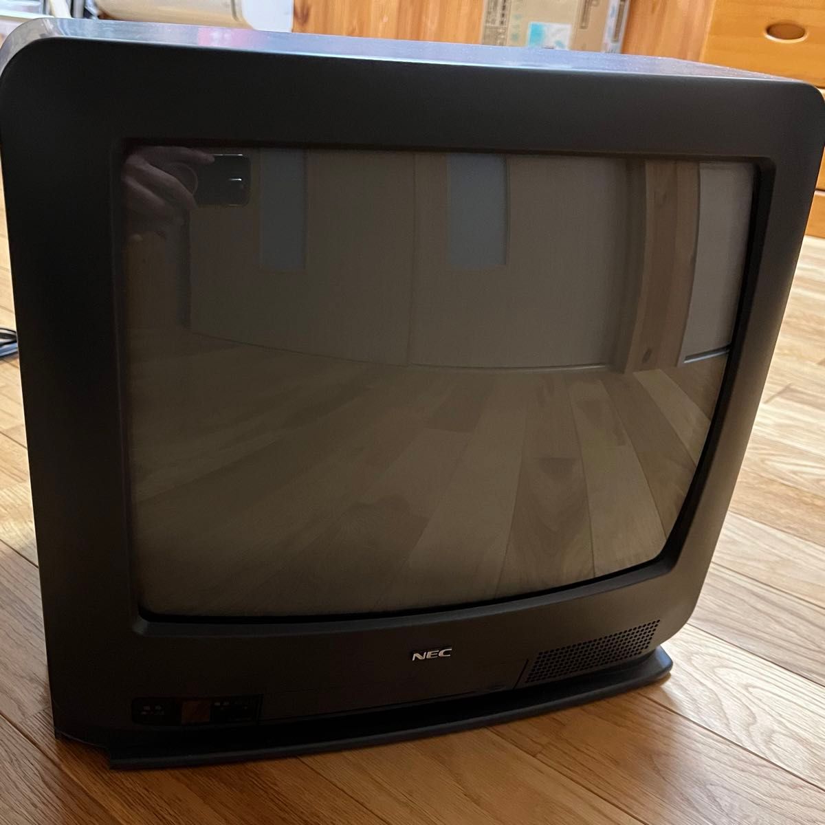 NEC カラーテレビジョン受信機 C-14R39型 IC・トランジスタ式 NEC カラーテレビジョン受信機 C-14R39型 IC・トランジスタ式