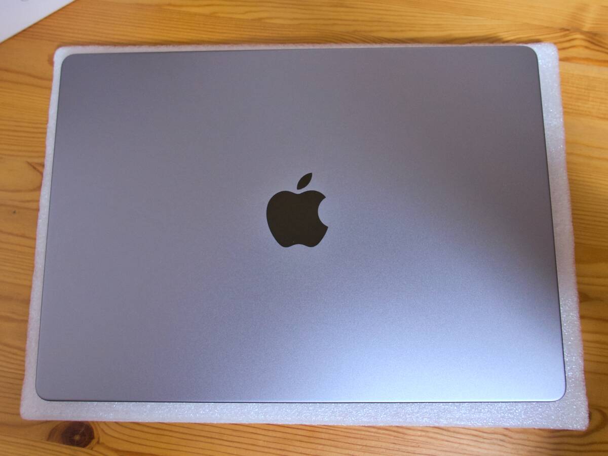 【美品 保証あり バッテリー99％】Apple MacBook Pro 14インチ A2779 M2 Pro 16GB SSD512GB 10CPU 16GPU 整備済み品 スペースグレイ_画像4