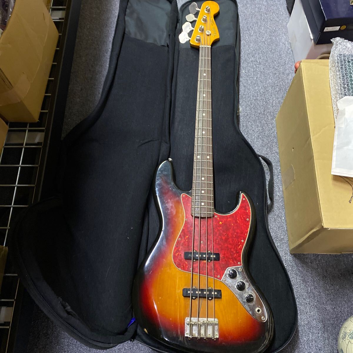 03605 Fender JAPAN/フェンダージャパンJAZZ BASS ジャズベース ソフトケース付き 現状品 動作未確認の画像1