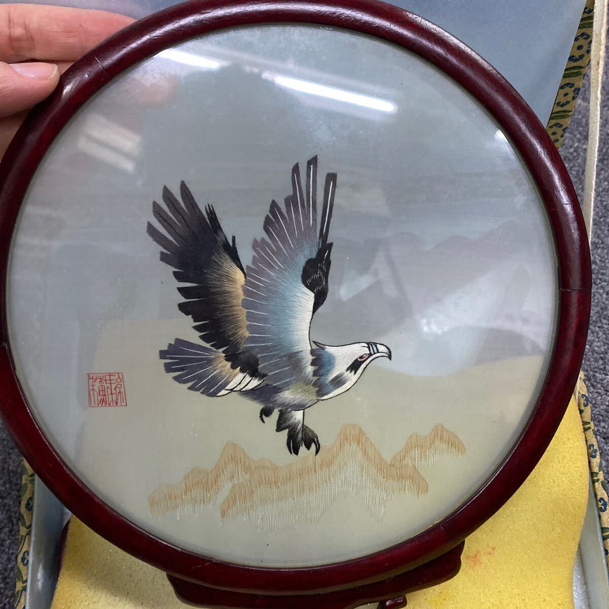 Yahoo!オークション - 03617 中国伝統工芸品 両面刺繍置物 蘇繍 Yahoo!オークション - 03617 中国伝統工芸品 両面刺繍置物 蘇繍