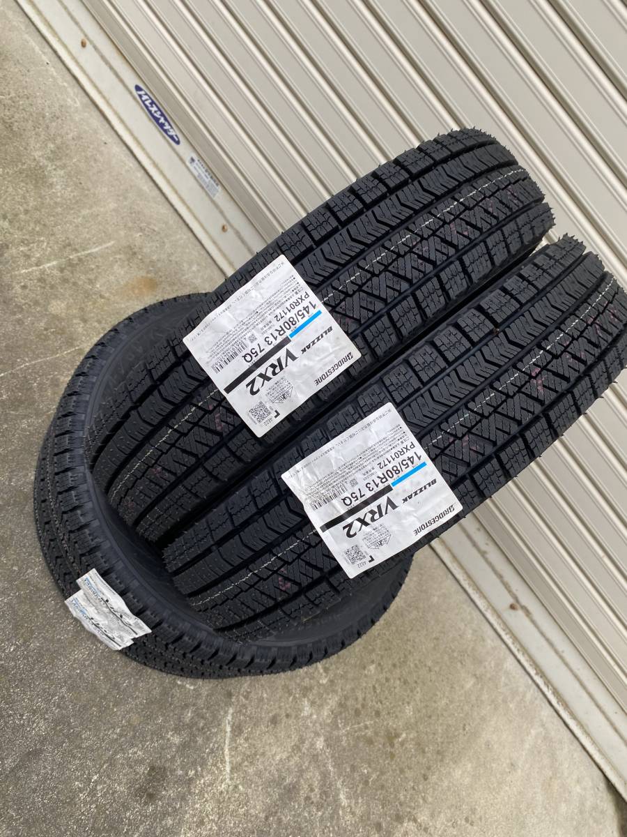 倉庫整理品　23年19週製　ブリヂストン 　VRX 2 145/80R13 4本セット 送料込み\18700～_画像2