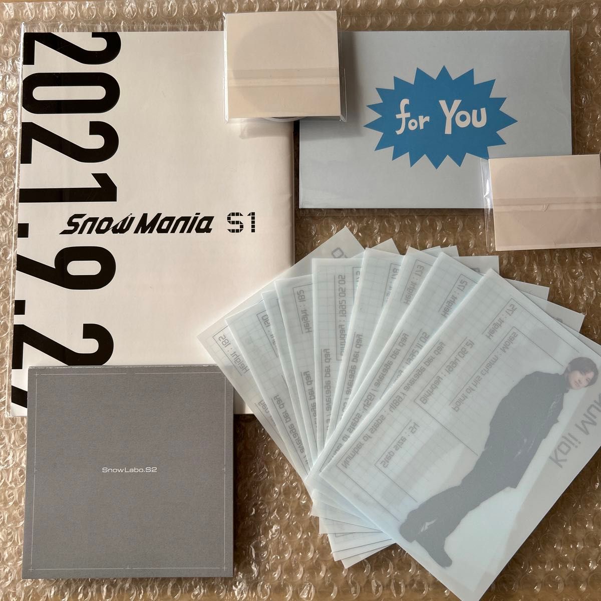 Snow Man】CD特典 グッズ6点セット/スノマニ カタログ スノラホ Snow Man】CD特典 グッズ6点セット/スノマニ カタログ スノラホ