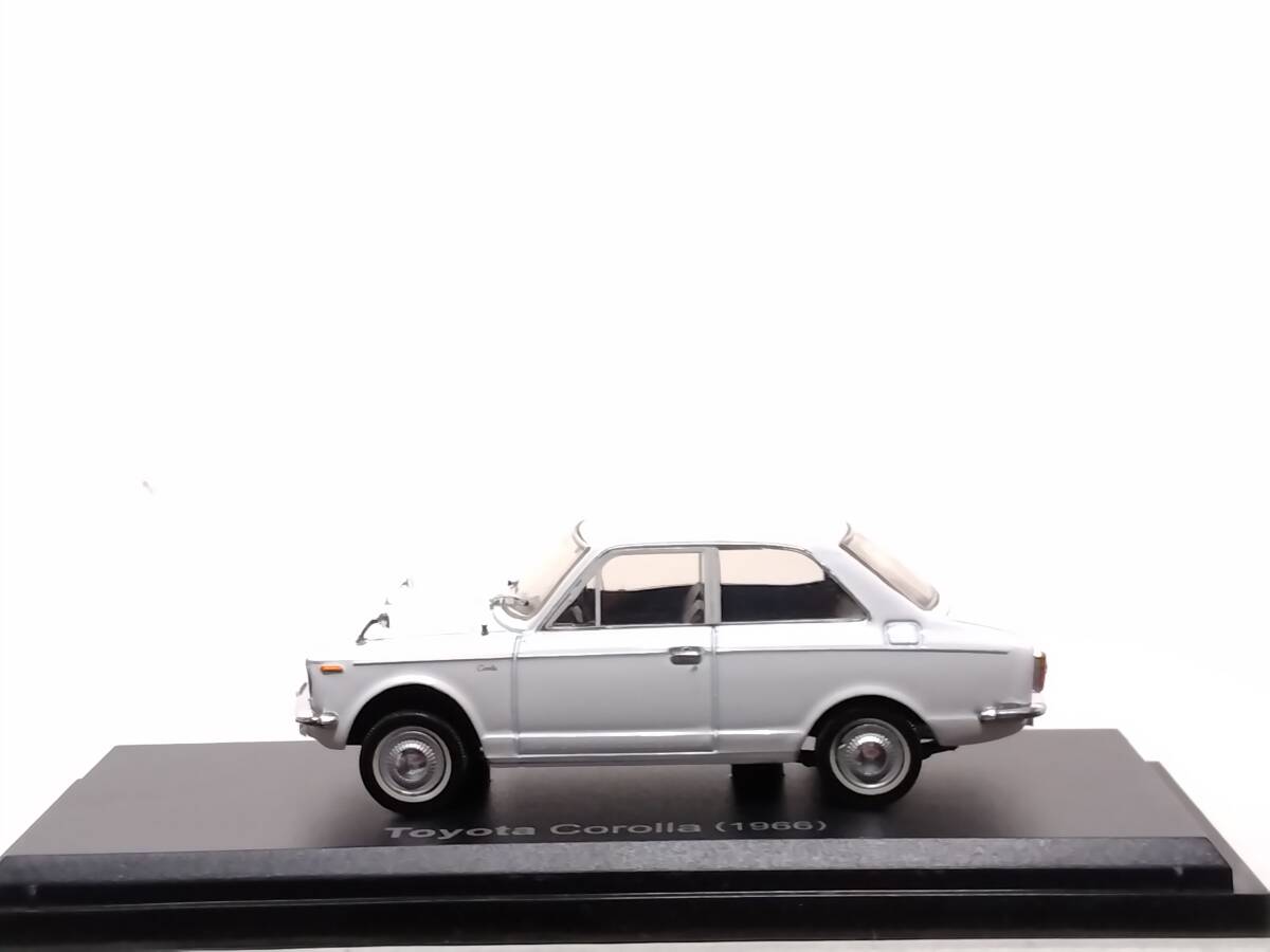 ●16 アシェット 定期購読 国産名車コレクション VOL.16 トヨタ カローラ Toyota Corolla (1966) ノレブ マガジン付_画像4