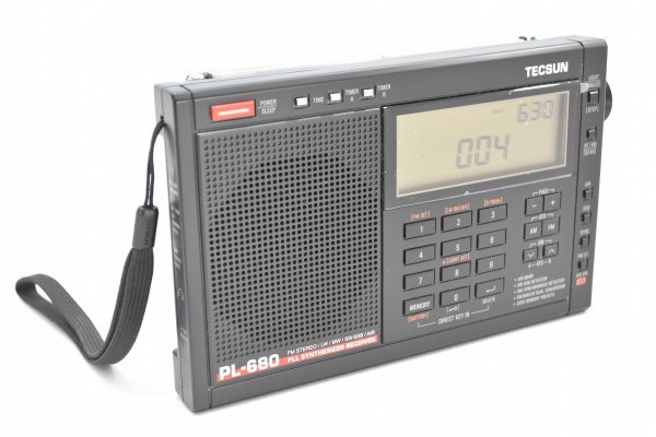希少 美品 TECSUN テックサン PL-680 短波 ラジオ ポータブル BCL 受信機 動作品 元箱 ハイエンド FM ステレオ LW MW SW PLL Hb-396S_画像2