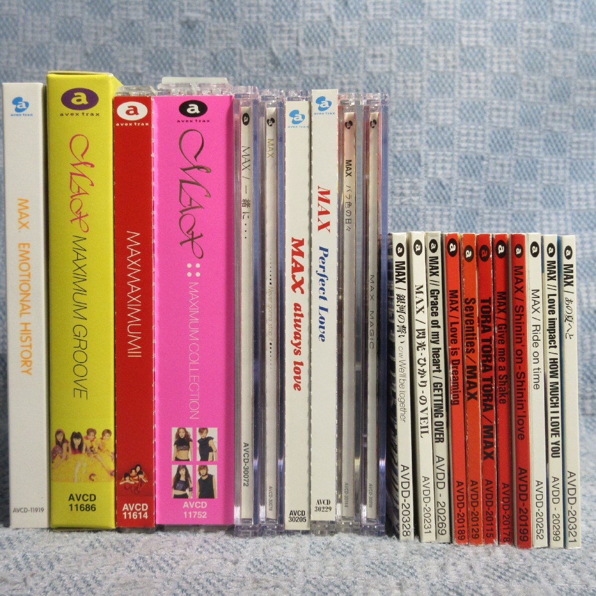 JA801●処分品 /MAX シングル(マキシ・8cm)CD+アルバム CD21点セット_画像1
