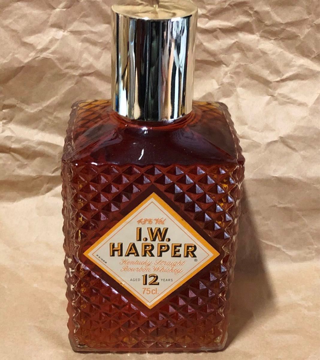 【古酒・未開栓・箱無し】I.W.HARPER 12年　旧ラベル　金光沢キャップ(ライン無し)