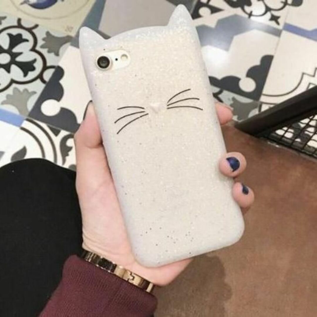 iPhone12　ケース　ひげ猫　ねこみみ　柔らかい シリコン　衝撃吸収　ホワイト_画像1