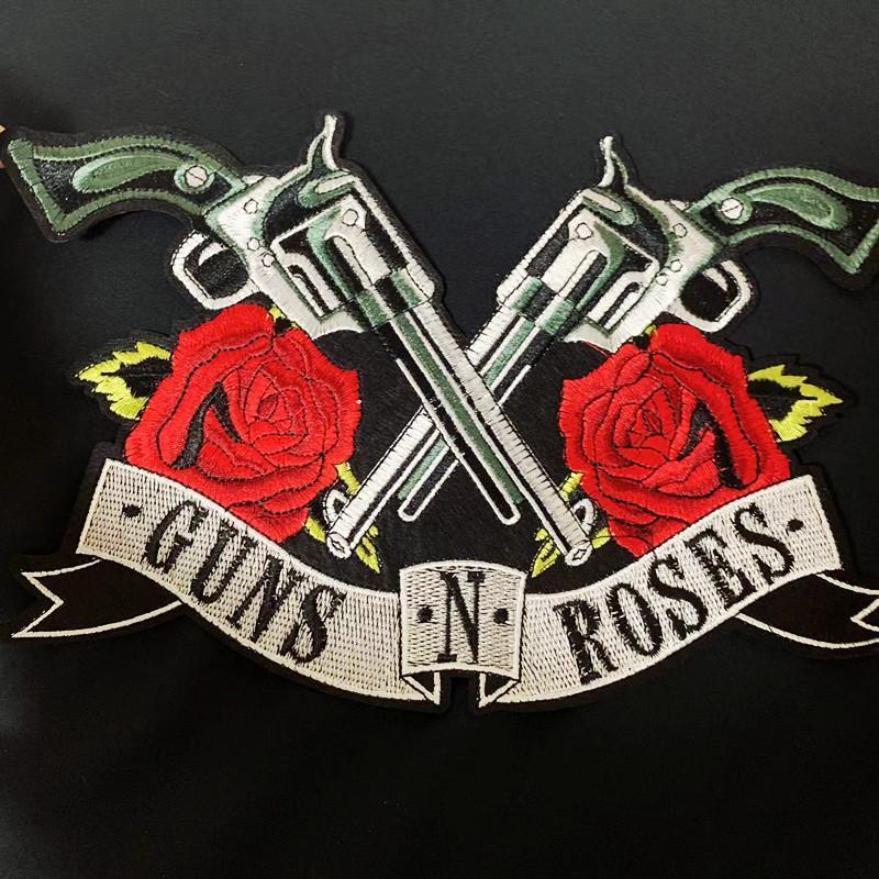 2枚セット　ワッペン　アイロン接着　特大サイズ　豪華刺繍　GUNS ROSES　迫力