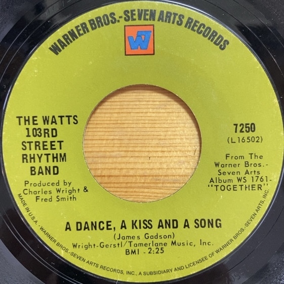 THE WATTS 103RD STREET RHYTHM BAND DO YOUR THING / A DANCE, A KISS AND A SONG 45's 7インチ_画像1