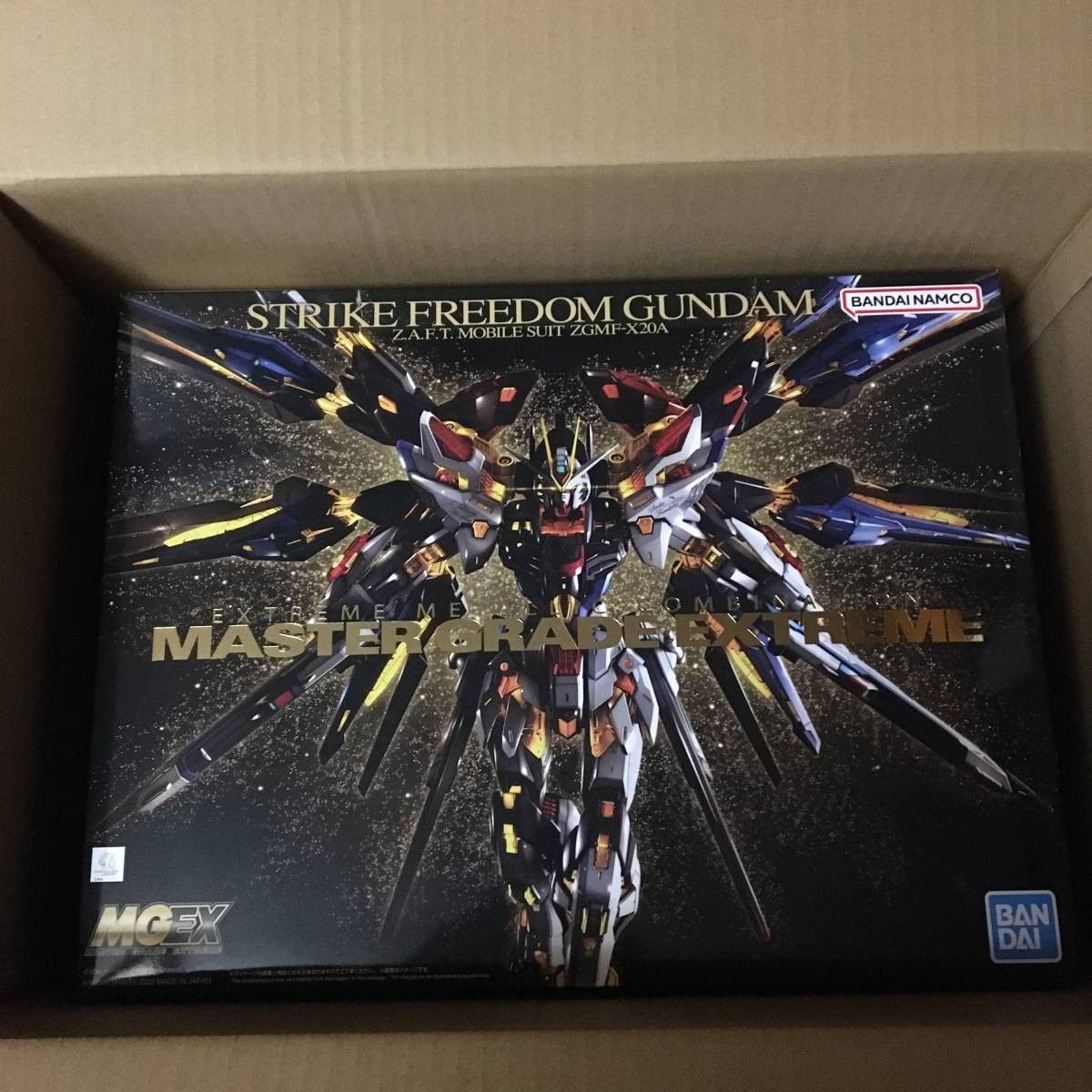 新品未開封！ MGEX ストライクフリーダムガンダム マスターグレード エクストリーム