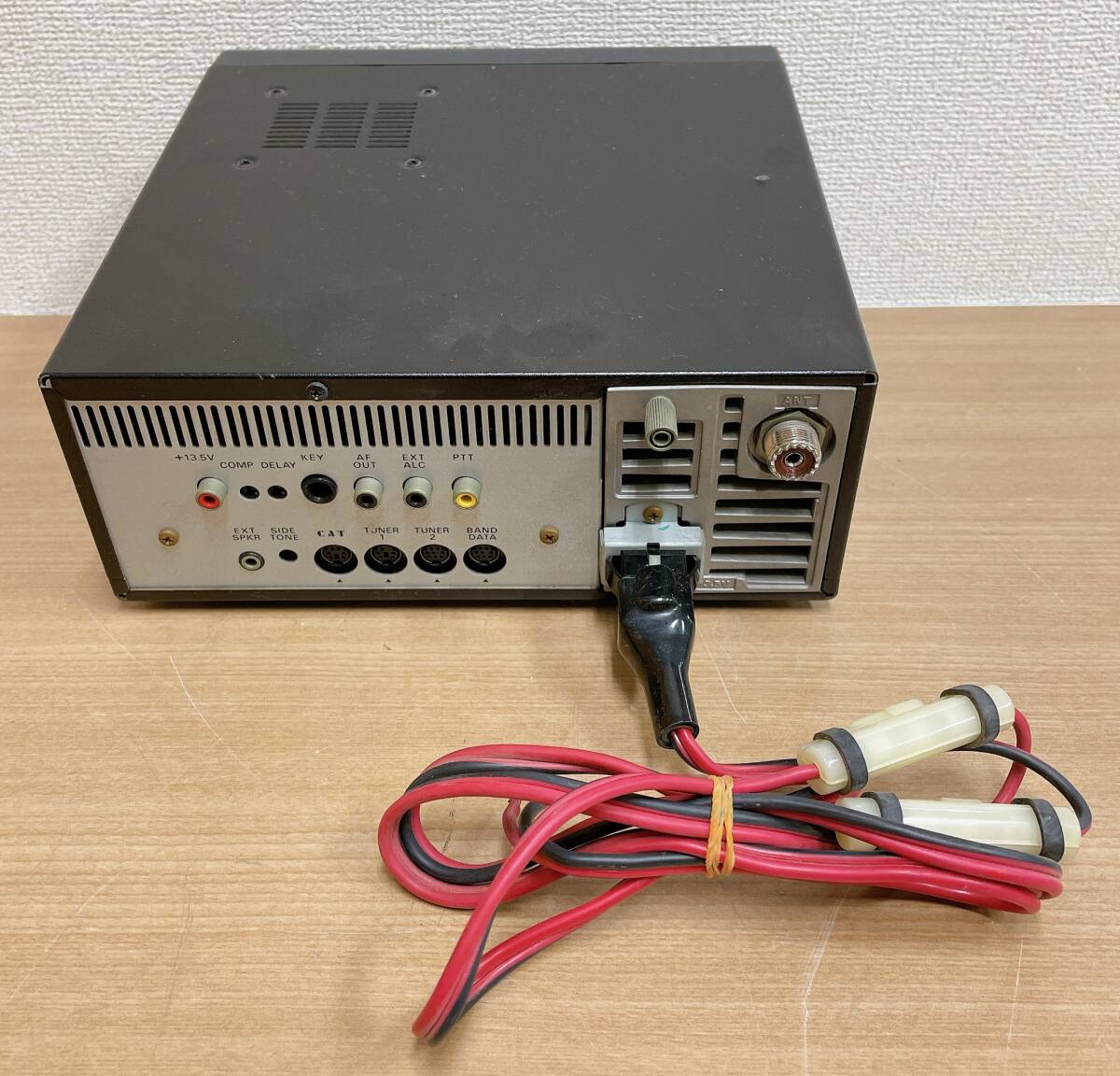 ☆【YAESU◆ヤエス トランシーバー FT-840S 重量 4.7kg】アマチュア無線 /無線機 /ジャンク /A63-198_画像4