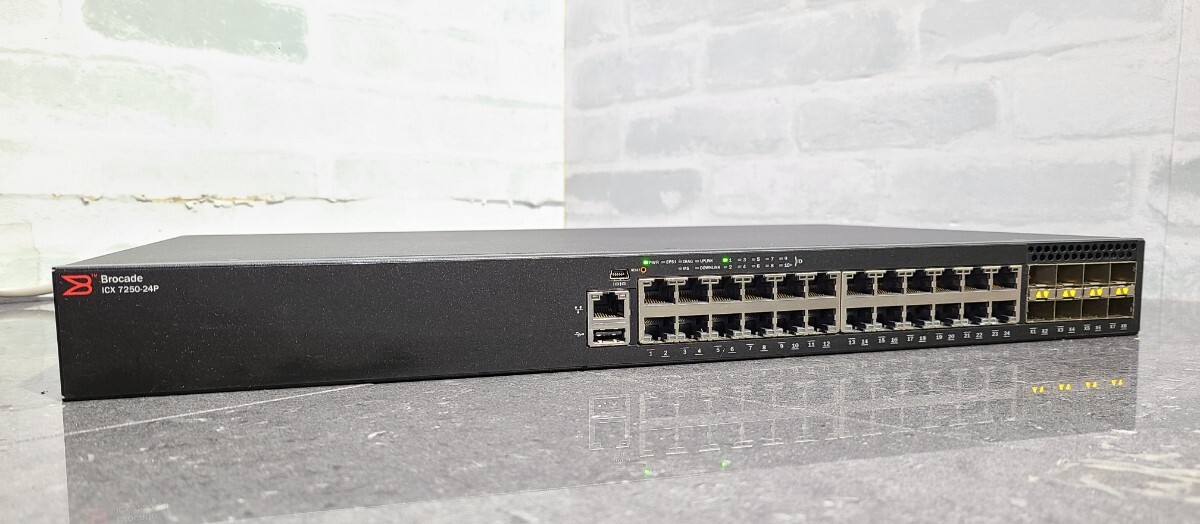 【現状品】管1Z118 Brocade ICX 7250-24P イーサネットスイッチ 通電OK