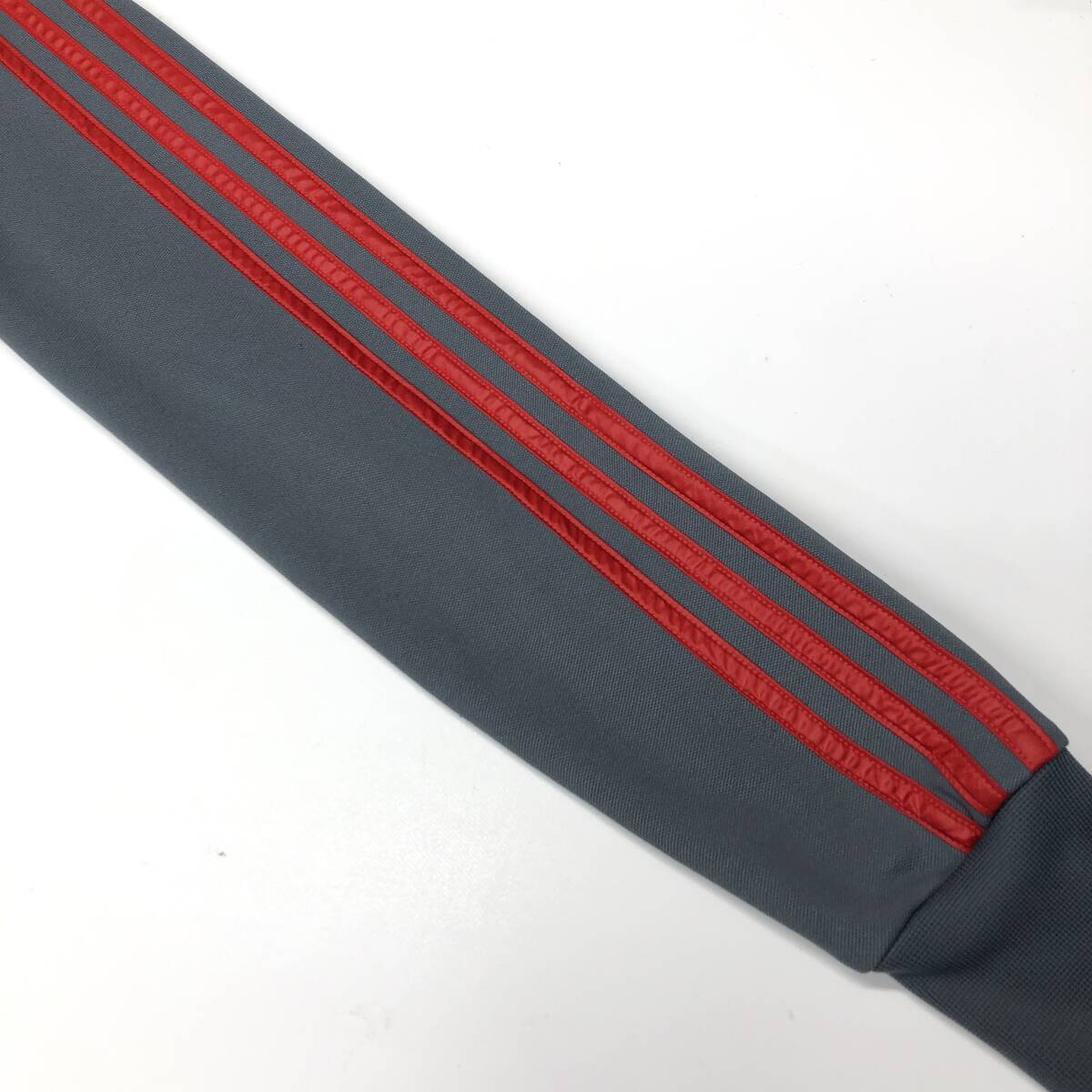 アディダス adidas トラックジャケット ジャージ グレー レッド アディダス adidas トラックジャケット ジャージ グレー レッド