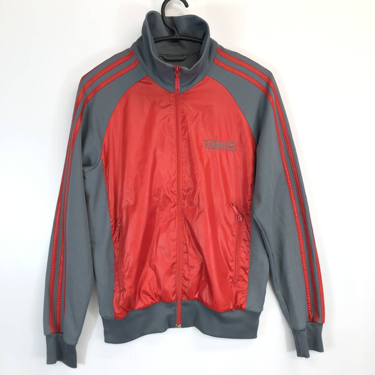 アディダス adidas トラックジャケット ジャージ グレー レッド アディダス adidas トラックジャケット ジャージ グレー レッド