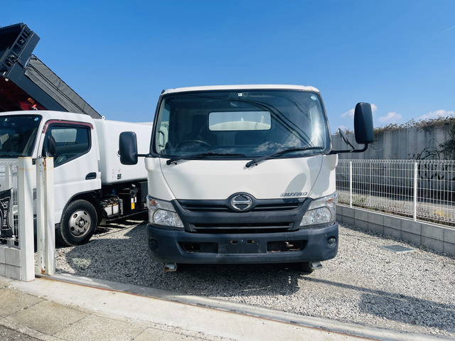 令和1年 日野 デュトロ 散水車ヤンマー水ポンプエンジン4000L_画像の続きは「車両情報」からチェック