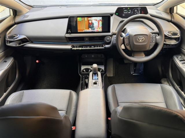 1円プリウスPHEV ディスプレイオーディオ Toyota Safety sense モデリスタエアロ 1500w給電 シートヒーター エアシートの画像4