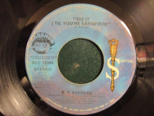 B.T.Express ： Do It( 'Til You're Satisfied ) 7'' / 45s (( Soul ))(( BTExpress BT Express B.T. / 落札5点で送料当方負担_画像2