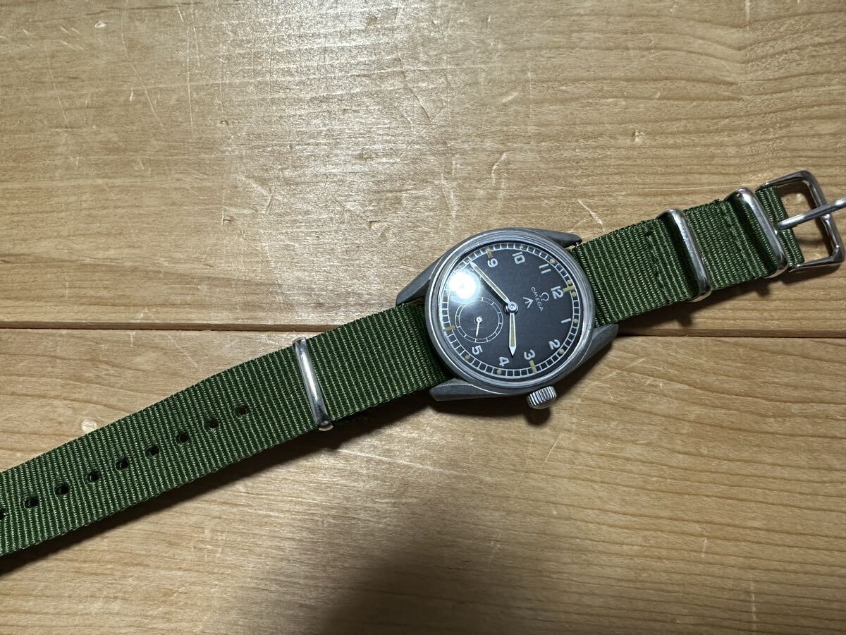 軍用時計　手巻き式　オメガ　スモセコ　アンティーク　腕時計　omega メンズ　機械式　アメリカ軍　ベトナム戦争　ミリタリーウォッチ_画像2