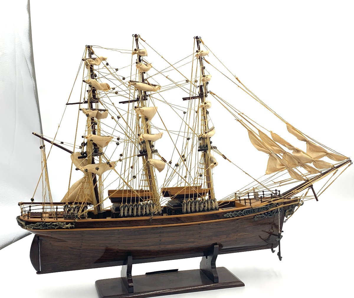 □★船の模型 CUTTY SARK 1870 中古品 横60cm幅10cm高さ40cm (S0302)の画像6