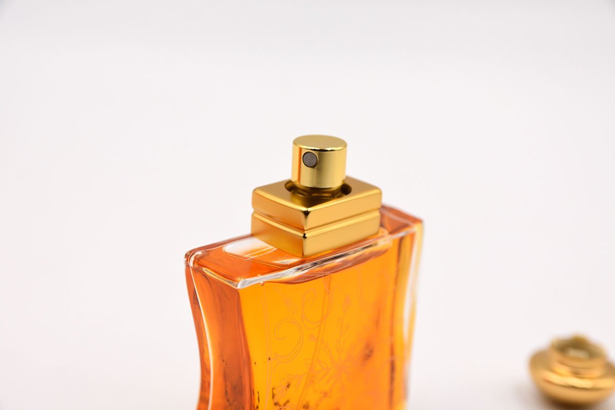 ■△【ほぼ未使用品】香水 HERMES エルメス 24,Faubourg 30ml ※送料無料♪(S0307)_画像4