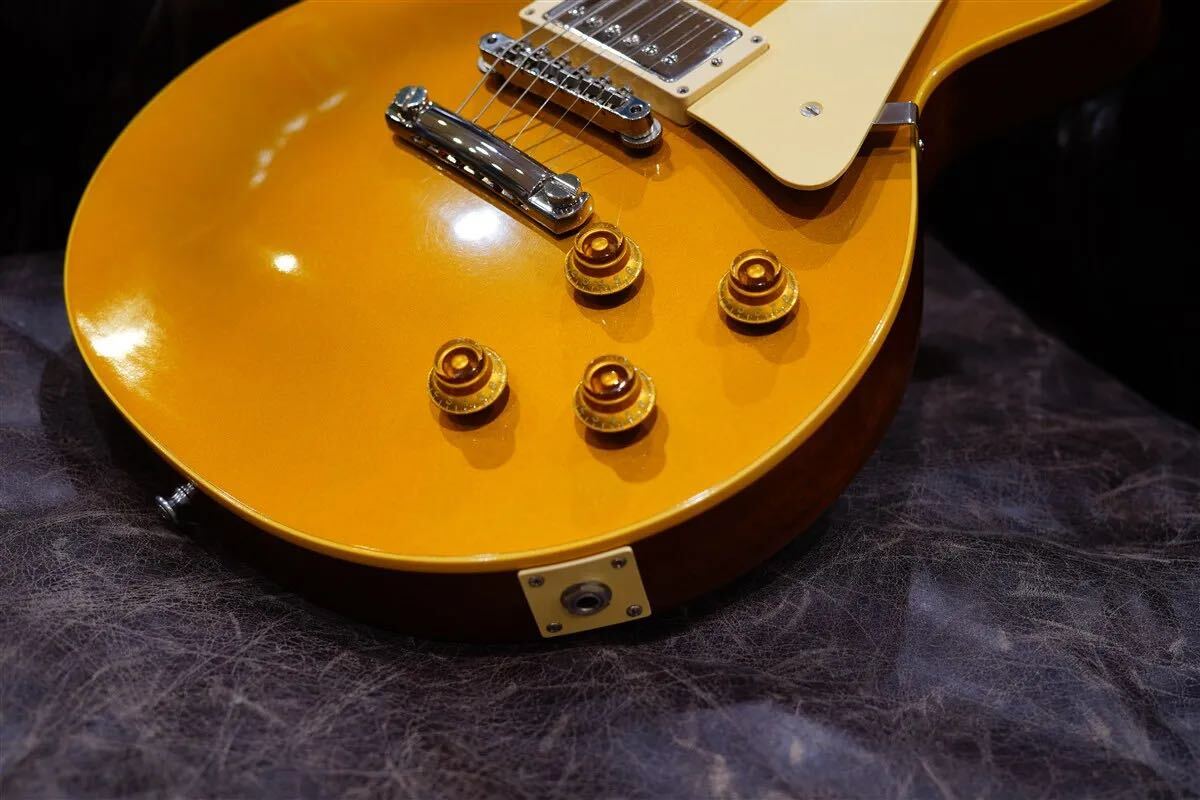 True Historic 1957 Les Paul Gold Top Reissue Flame Top - Vintage Antique Gold ゴールドトップでは希少なフレイムメイプルトップ_画像4