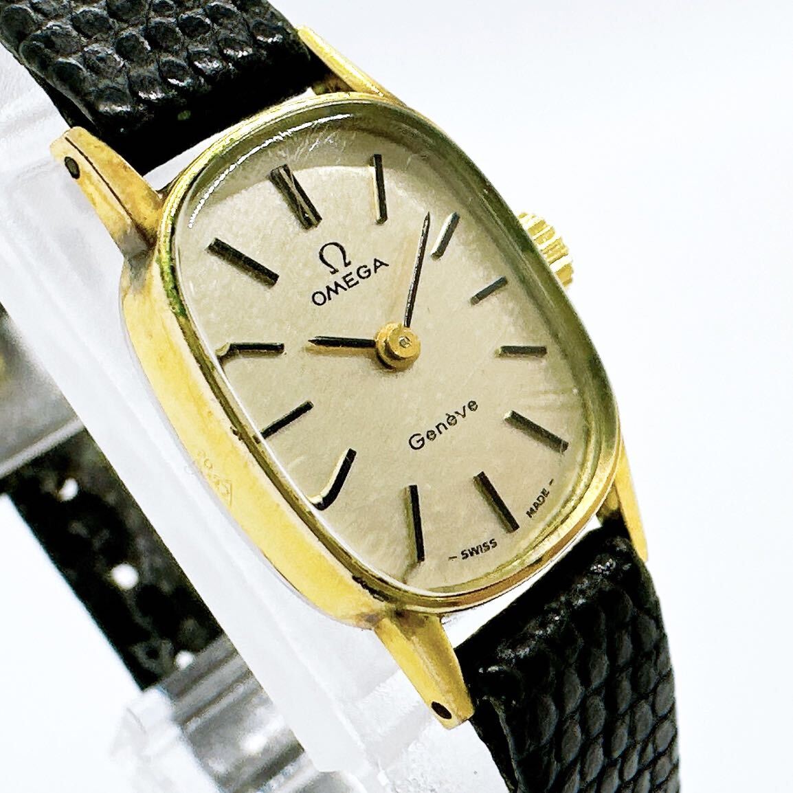 03157 オメガ OMEGA ジュネーブ Geneve レディース 腕時計 手巻き ゴールドカラー アンティーク ヴィンテージ_画像3