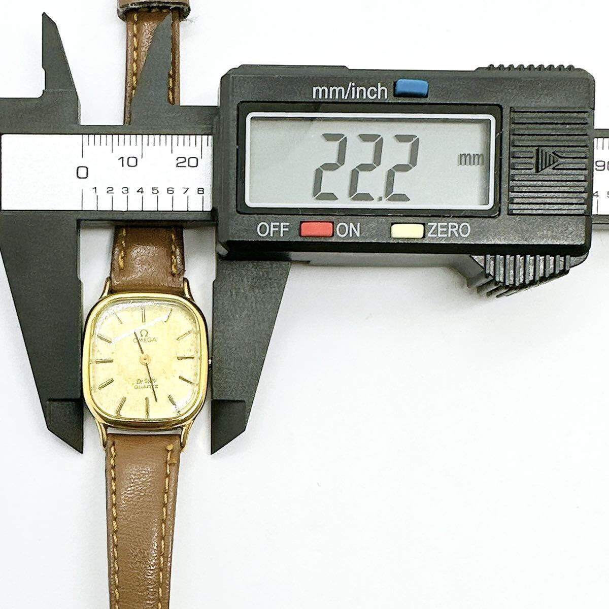 03277 オメガ OMEGA デビル DE VILLE レディース 腕時計 クォーツ 電池式 QZ ゴールドカラー 革ベルト プッシュリューズの画像9