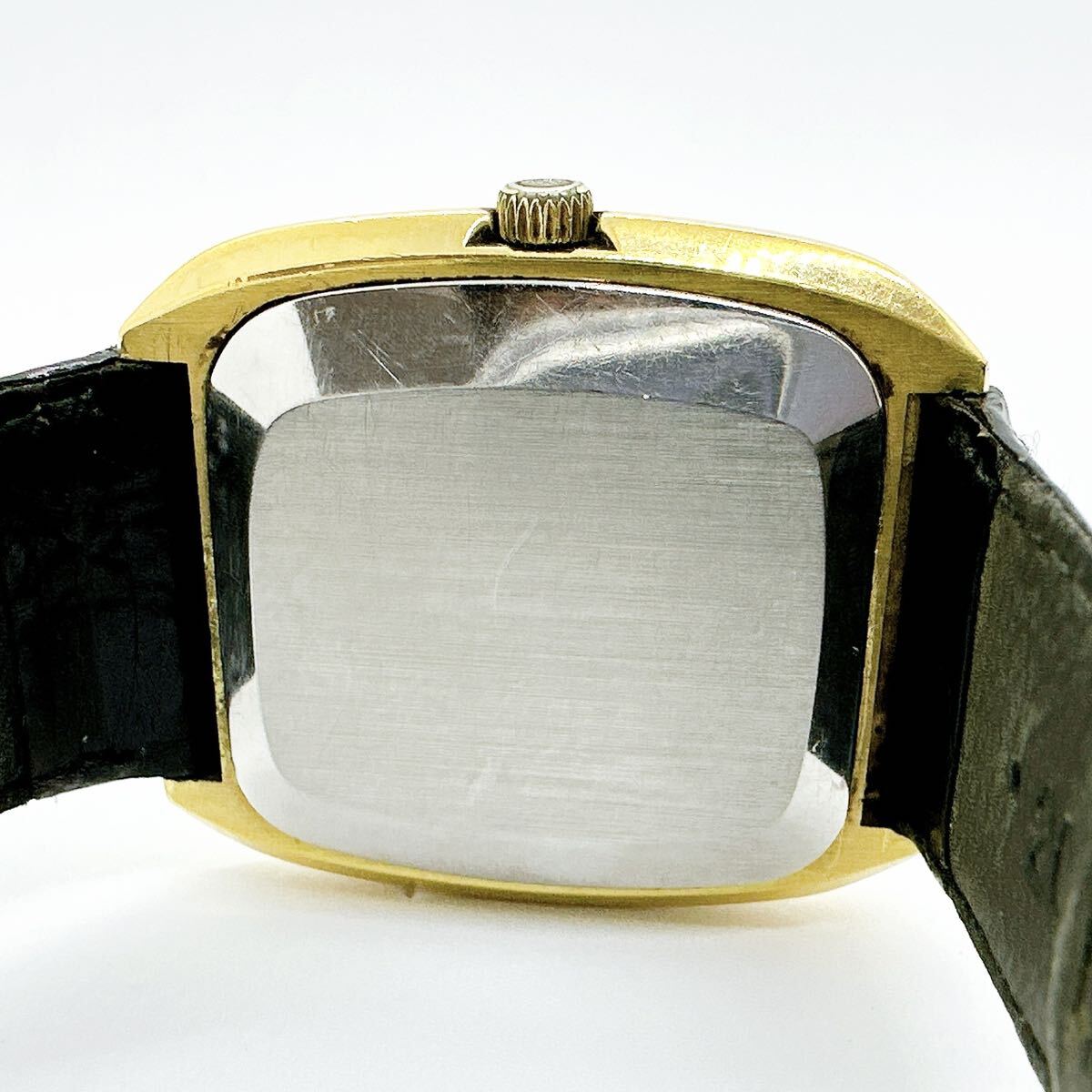 03304 オメガ OMEGA デビル DE VILLE メンズ 腕時計 デイト クォーツ 電池式 QZ ゴールドカラー 革ベルト プッシュリューズの画像6