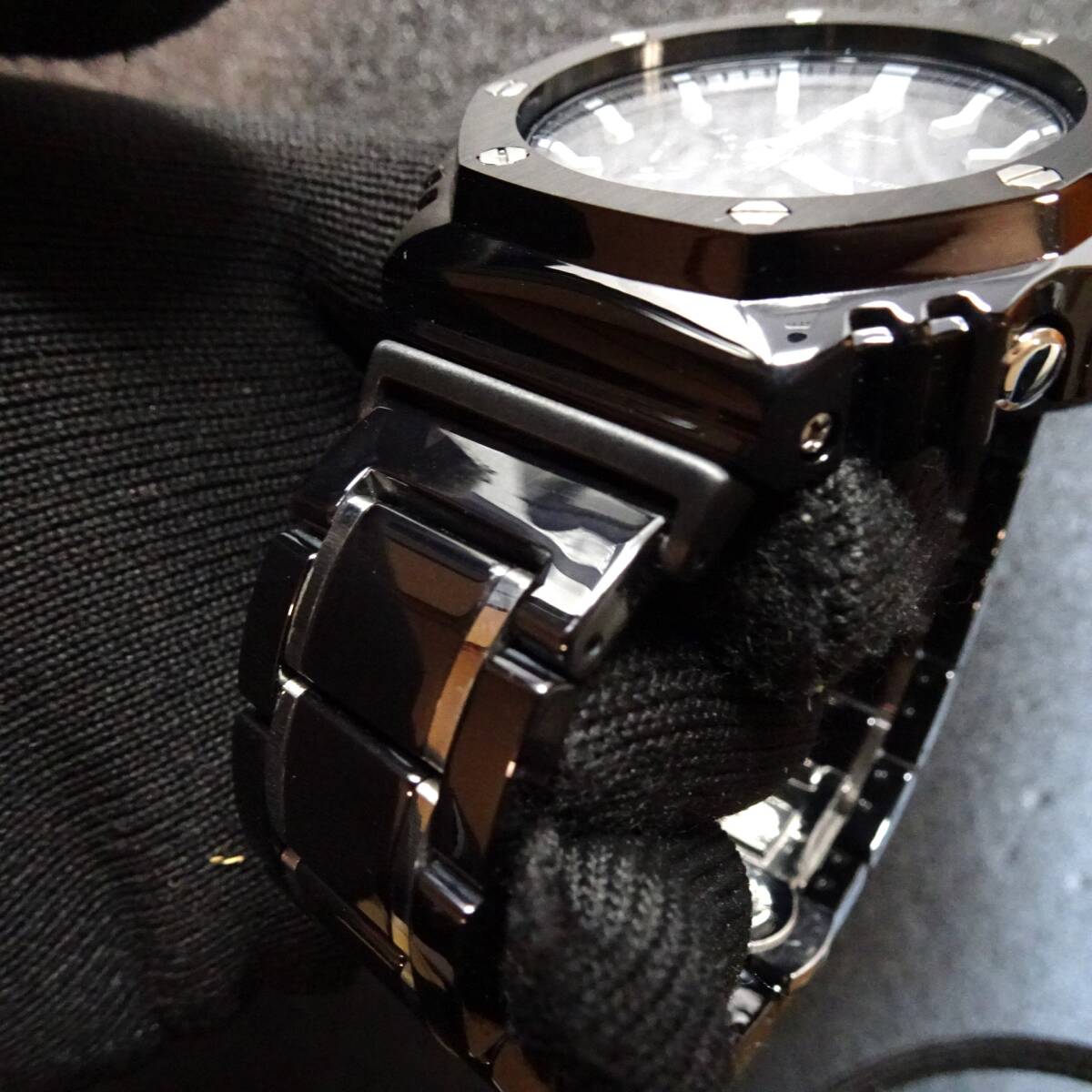 送料無料・新品・Gショックカスタム本体付きGA2100・ステンレス製ブラックベゼル＆セラミックベルトモデル・メンズ腕時計・カシオーク の画像3
