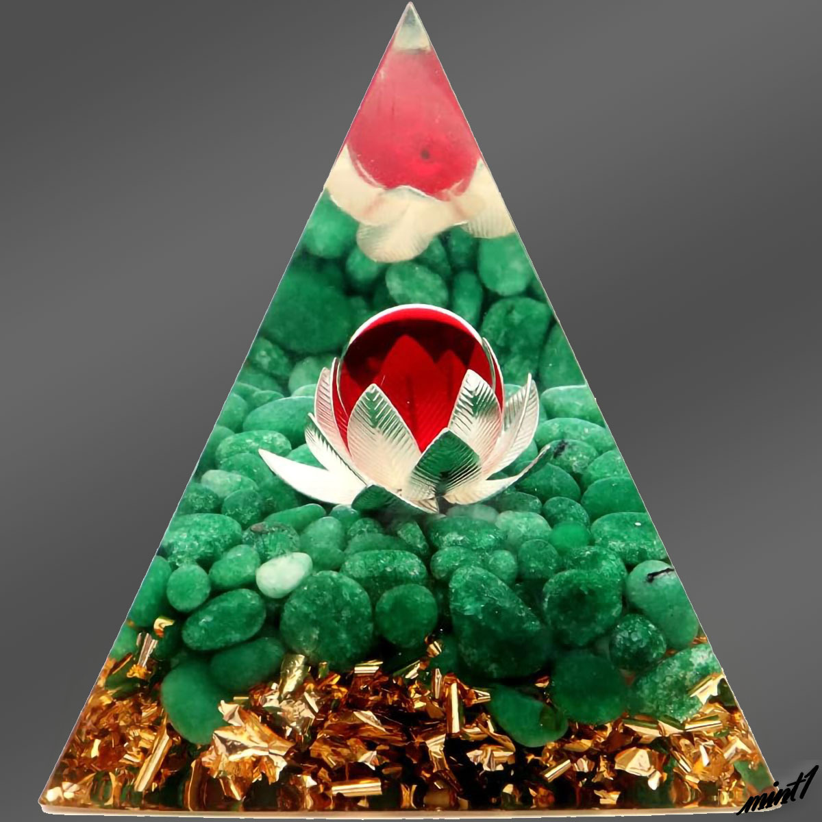 【浄化と幸運のアイテム】 オルゴナイトピラミッド グリーン オブシディアン 蓮の花 神秘的 オルゴンエネルギー インテリア オブジェ_画像2