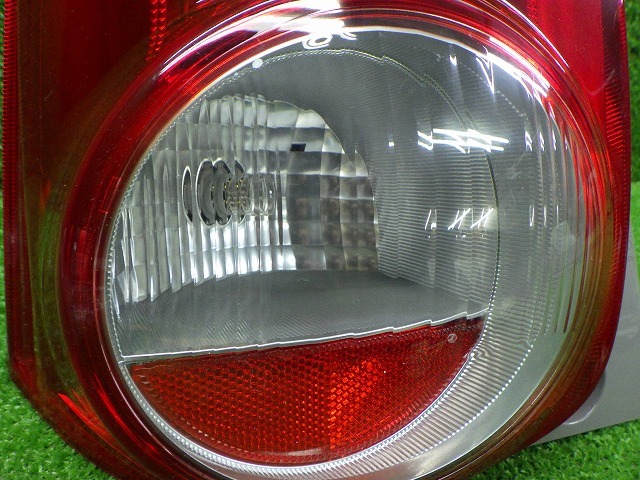トヨタ　30系　パッソ　前期　左テールレンズ　LED確認済み　220-51004　240305112_画像3