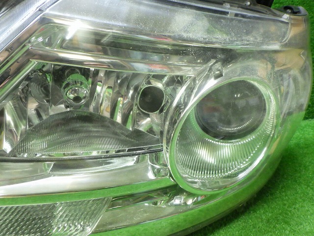 日産 C25 NC25 セレナ 後期 ヘッドライト左右 キセノン HID 100-24921 240323014_画像2