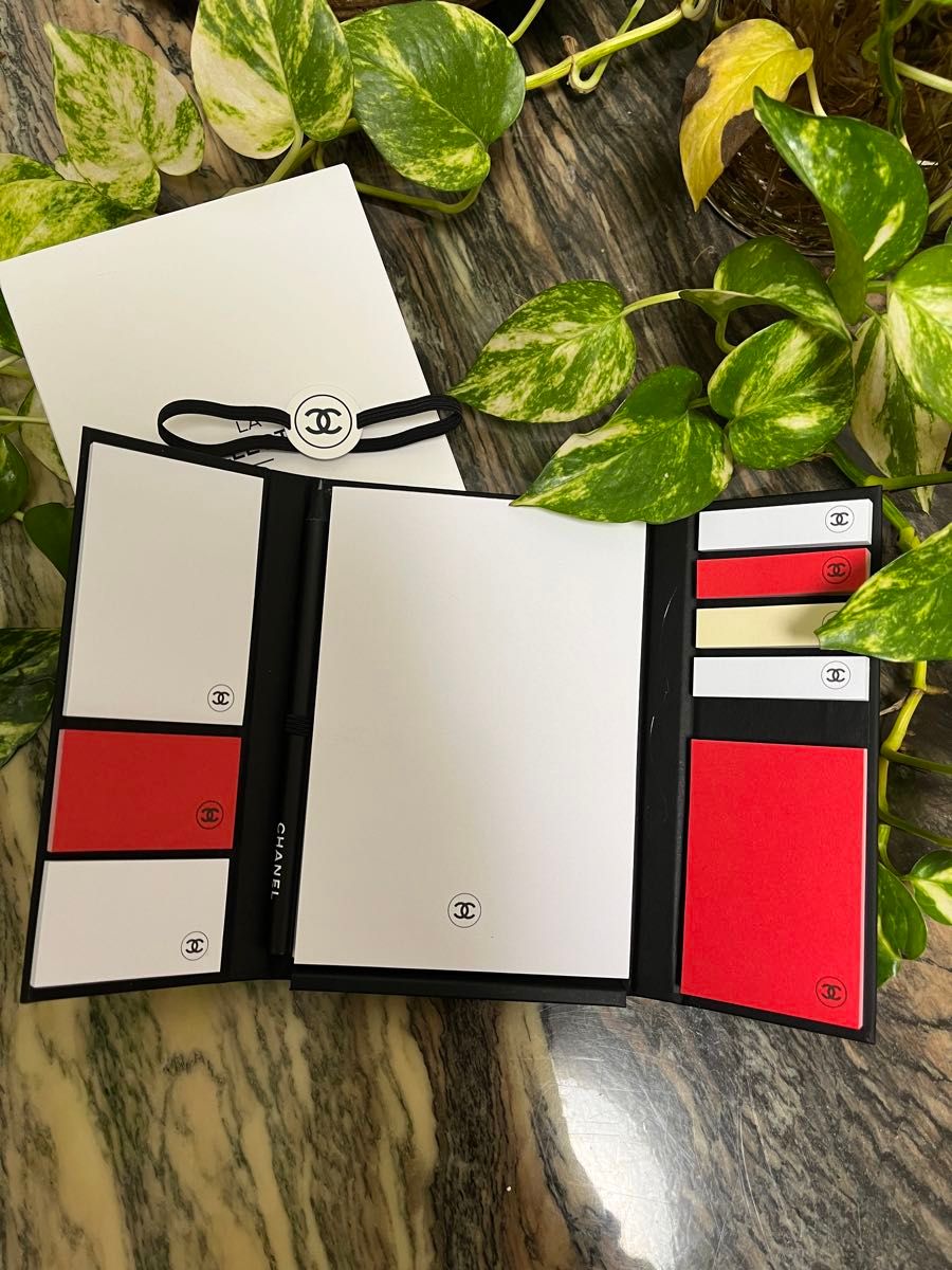 CHANELラコレクションギフト 付箋&ペンシルセット|Yahoo!フリマ CHANELラコレクションギフト 付箋&ペンシルセット|Yahoo!フリマ