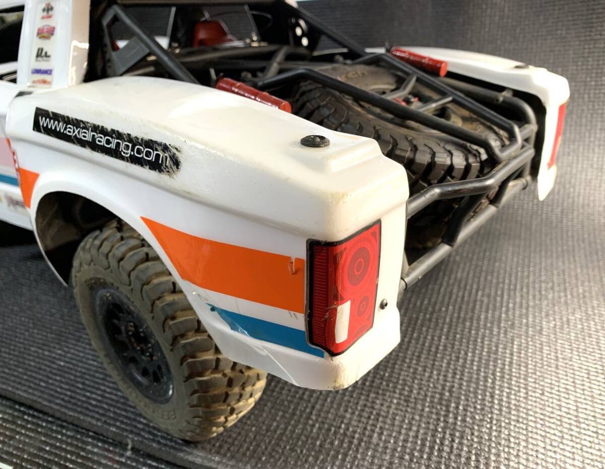 Axial Racing　アキシャル　エイティYeti SCORE Trophy Truck 1/10 Electric 4WD Kit　ブラシレスESC＆モーター付き_画像4