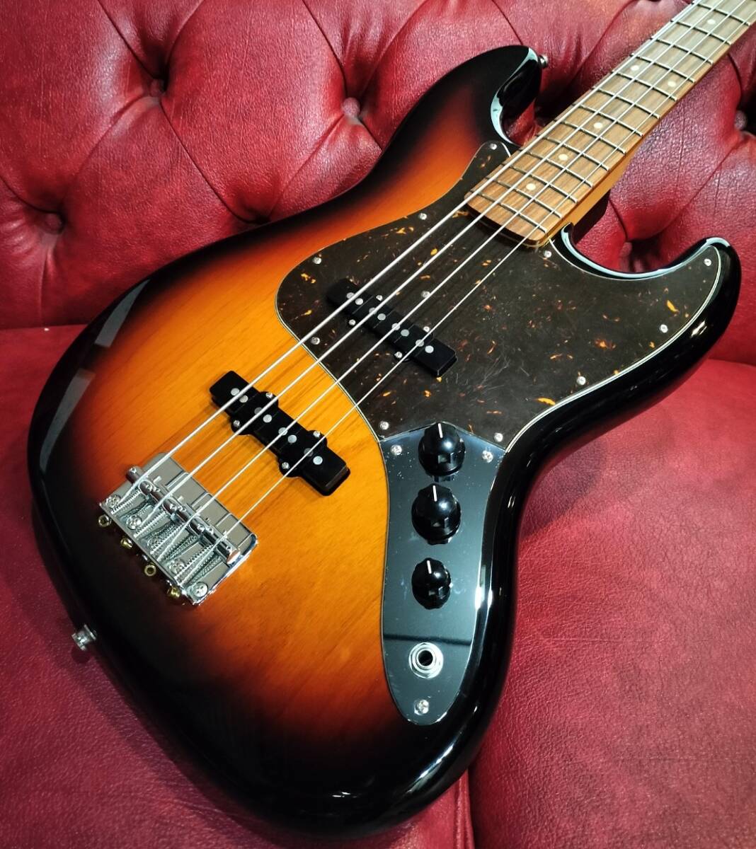  ремонт man. регулировка сделал начинающий предназначенный гитара серии 35шт.@ глаз EDWARDS E-JB-105R Made In Japan