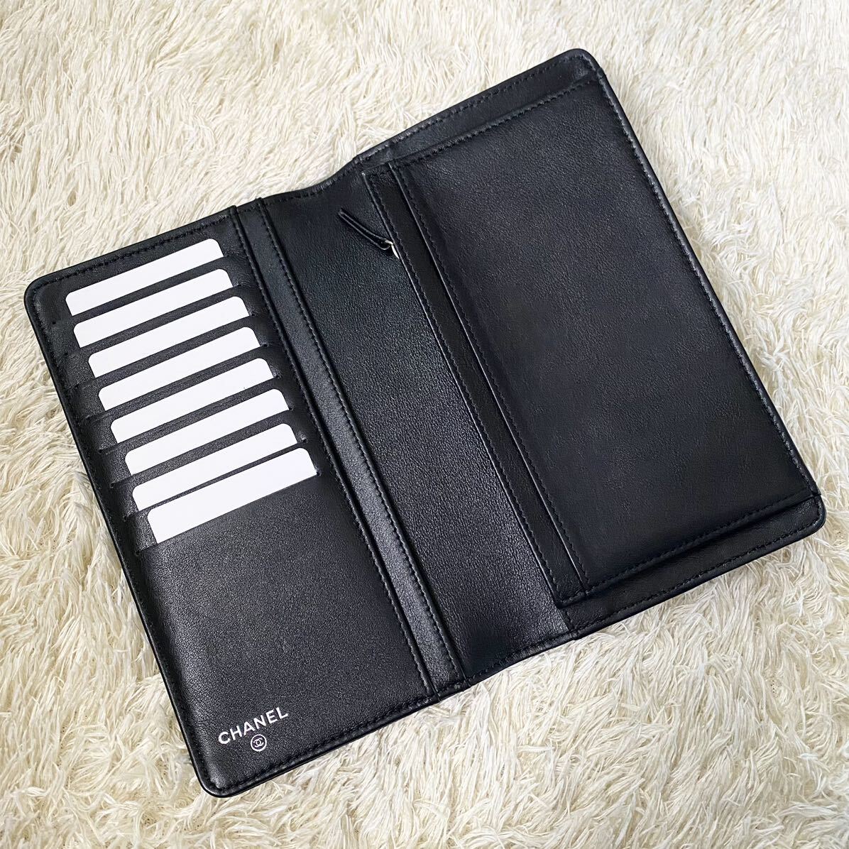 極上美品 CHANEL シャネル キャビアスキン 二つ折り長財布 極上美品 CHANEL シャネル キャビアスキン 二つ折り長財布